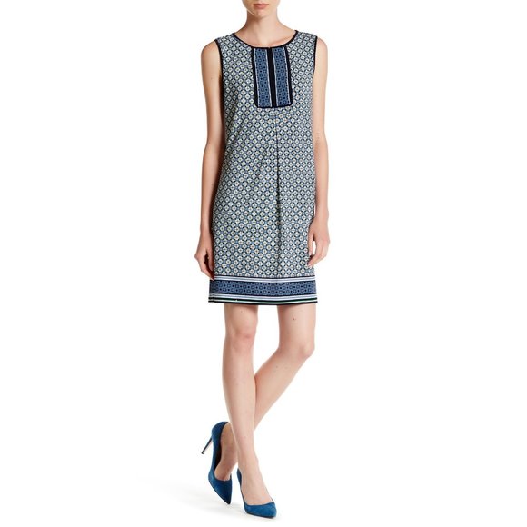 Max Studio Patterned Keyhole red, blue and white sleeveless shift dress - Picture 6 of 6